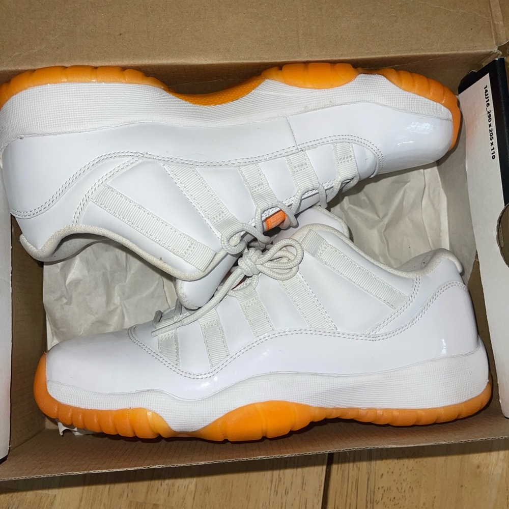 Air Jordan 11 low citrus 7Y
